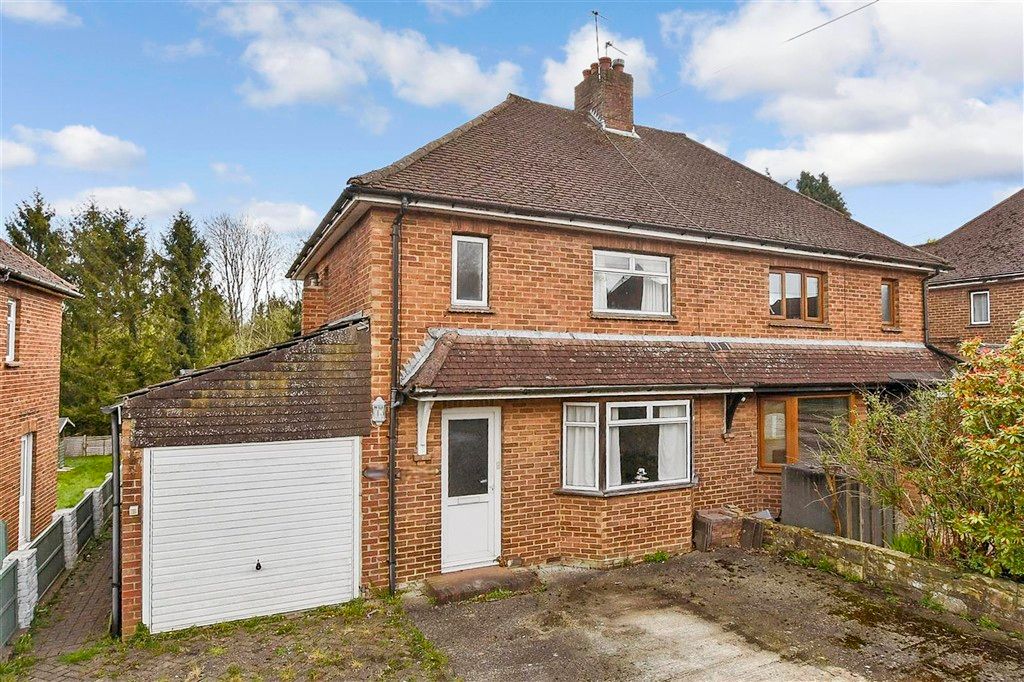 Property photo 2 of 19 Front Web