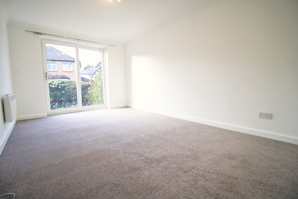 Property photo 2 of 5 24E292B2-0888-441F-9A3A-8B1A830E5Afe