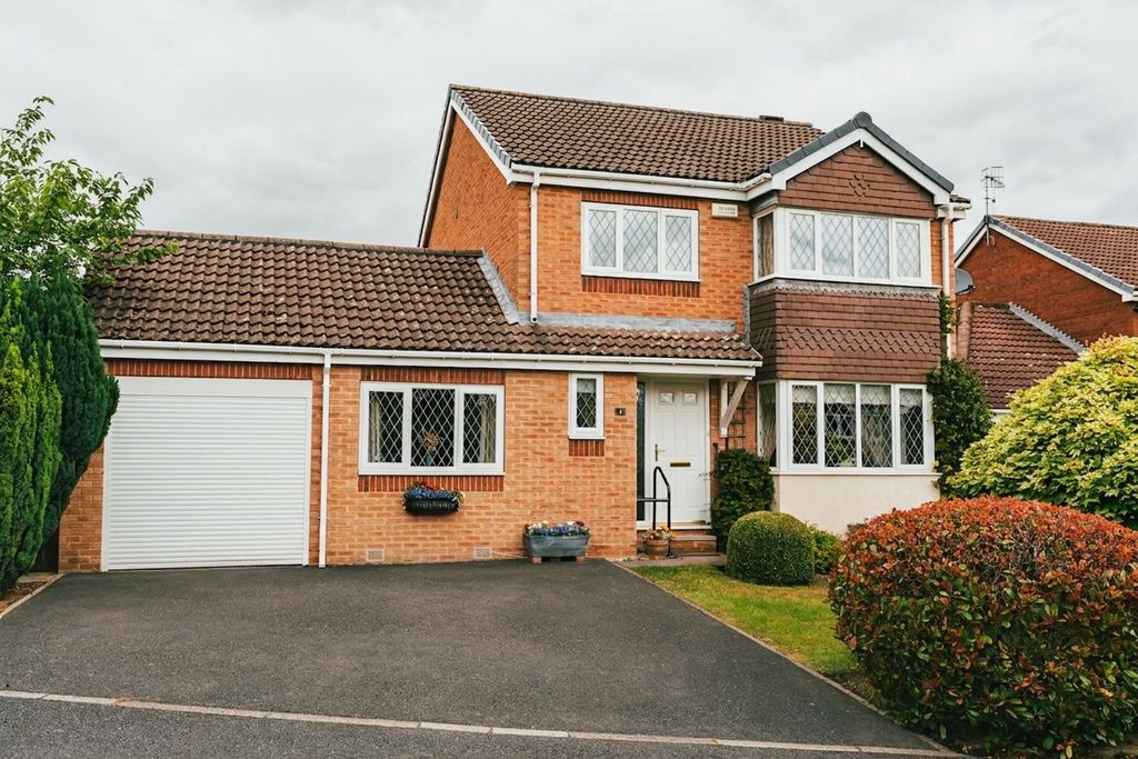 Property photo 1 of 39