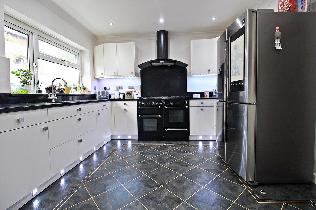 Property photo 3 of 36 Kitchen-Diner