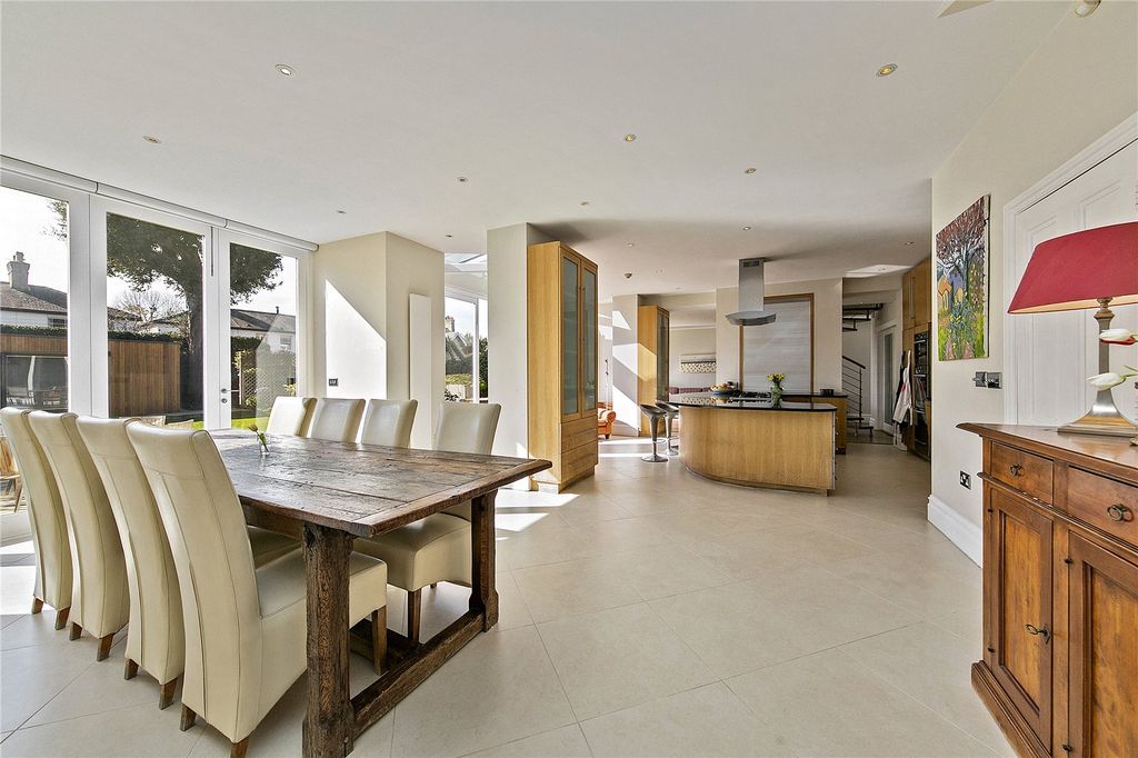 Property photo 3 of 17 Picture No. 04