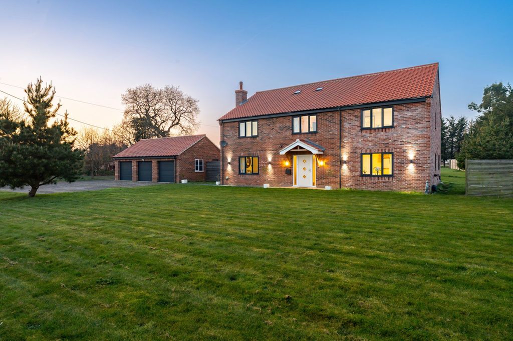 Property photo 1 of 38