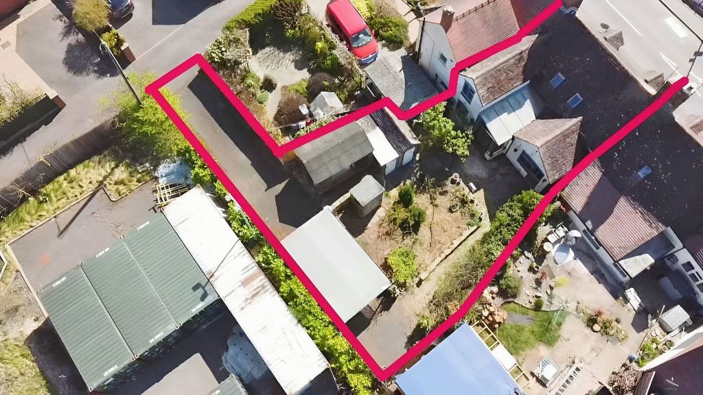 Property photo 1 of 33