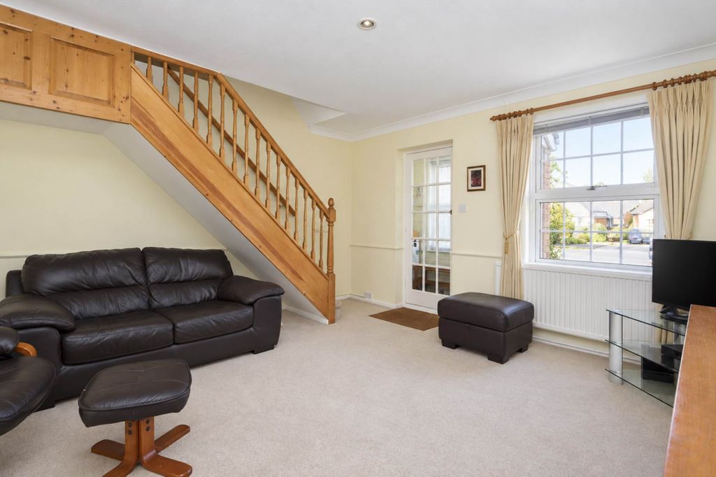 Property photo 3 of 15