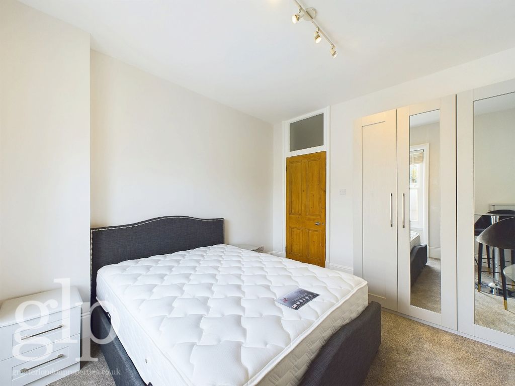Property photo 3 of 14 3144472