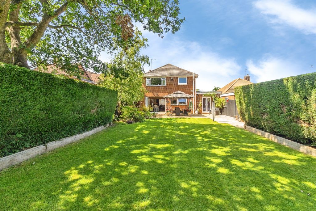 Property photo 2 of 21