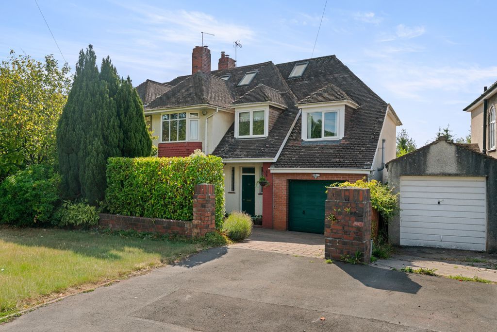 Property photo 1 of 15 External