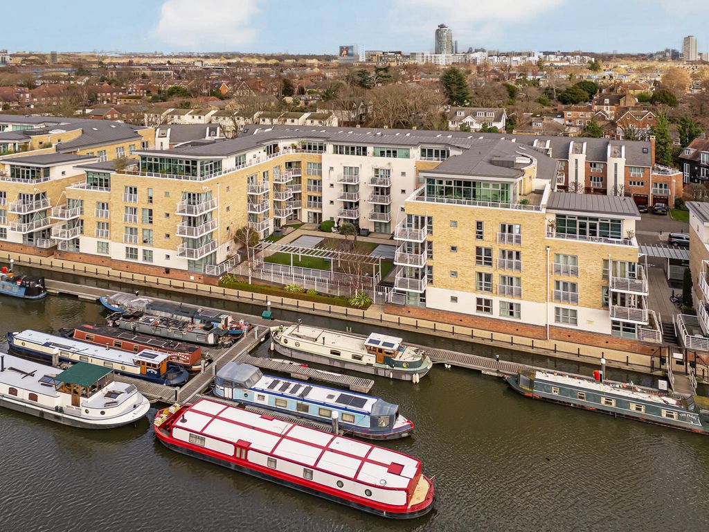 Property photo 1 of 12 Exterior