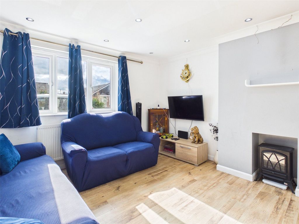 Property photo 3 of 13 Picture No. 34