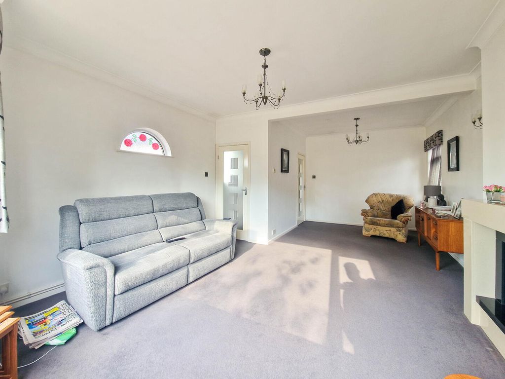 Property photo 3 of 15 Living Room