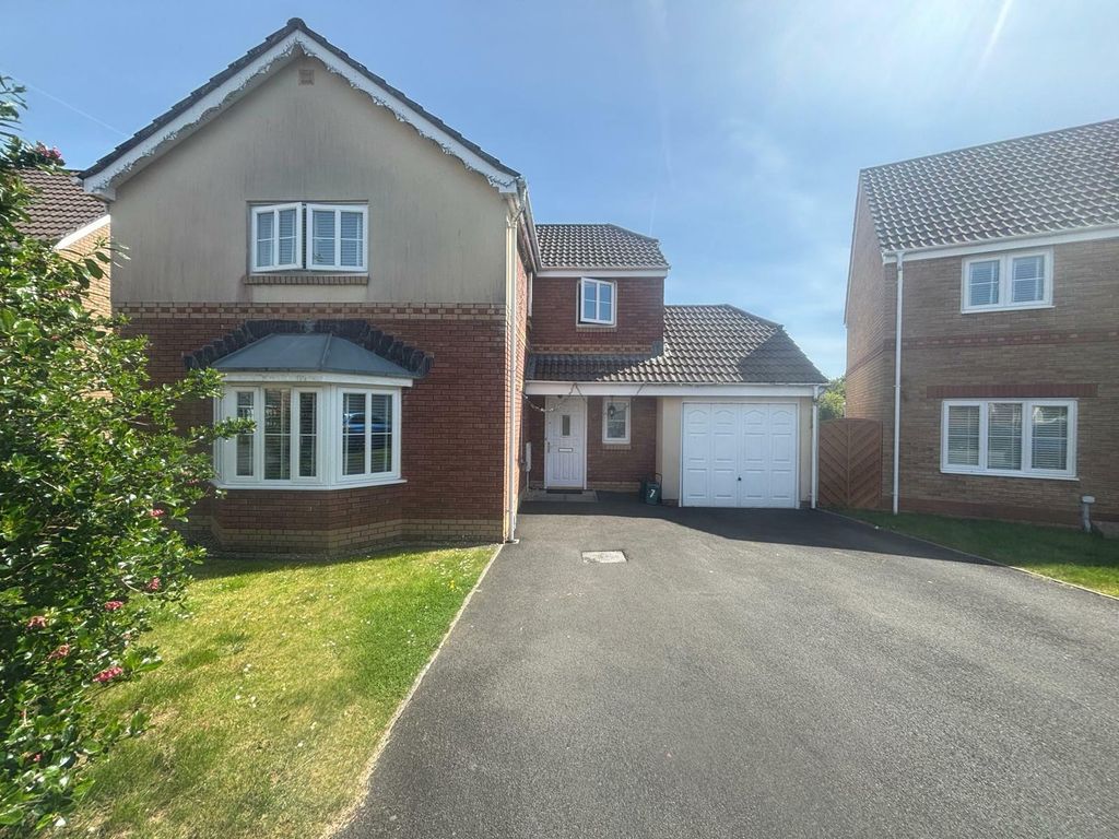 Property photo 1 of 50