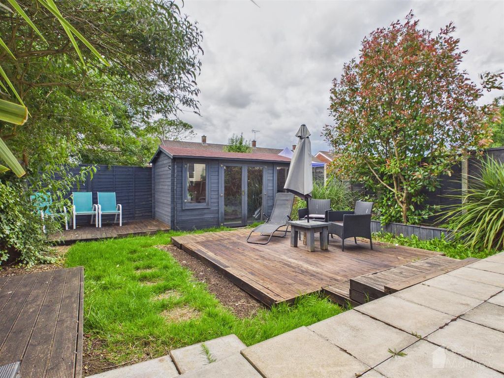Property photo 3 of 30 Cam02365G0-Pr0478-Still008.Jpg