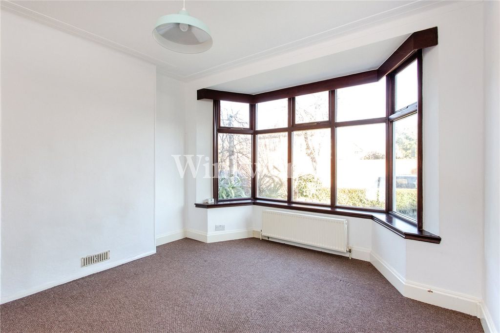 Property photo 2 of 12 Picture No. 01