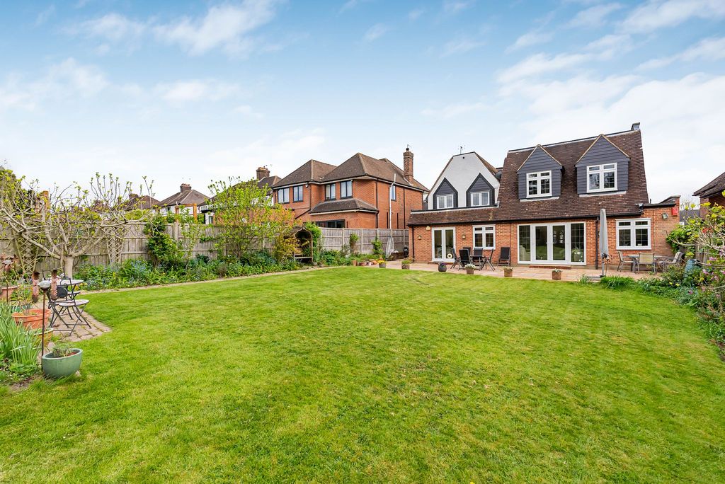 Property photo 2 of 26 Photograph 1