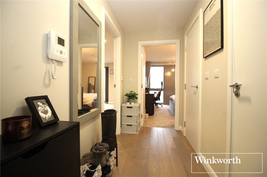 Additional image 11 of 1 bed flat for saleBrook Road, Borehamwood, Hertfordshire WD6