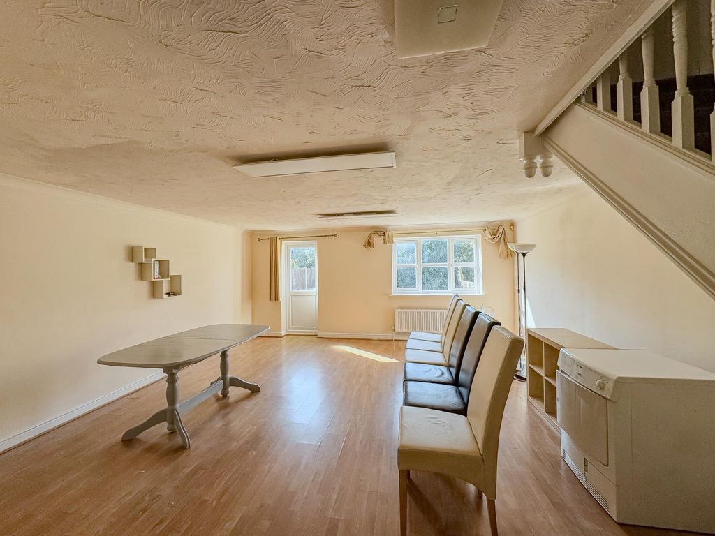 Property photo 3 of 14 Gallery