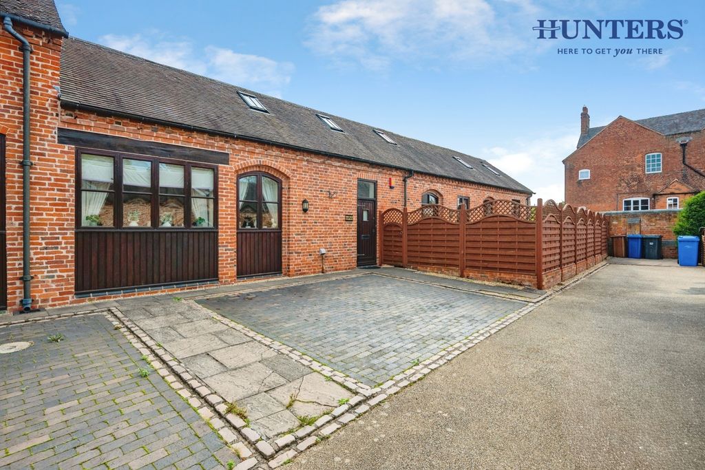 Property photo 1 of 33 Pbox-Img.Jpg