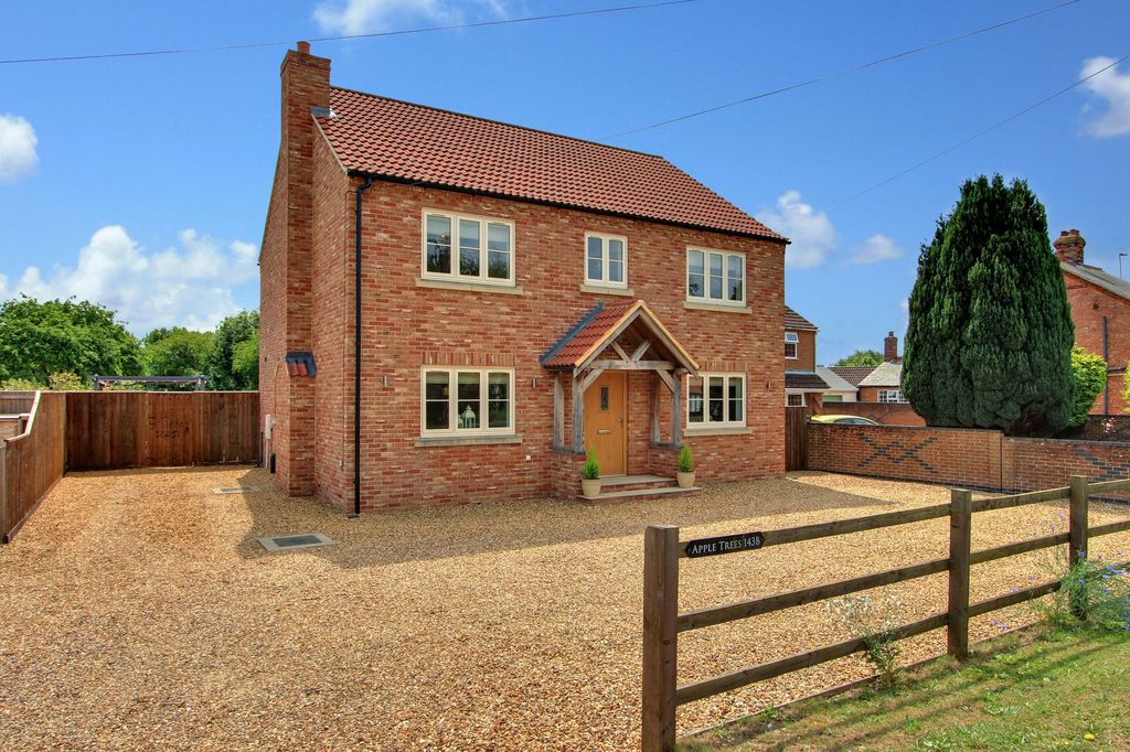 Property photo 1 of 47