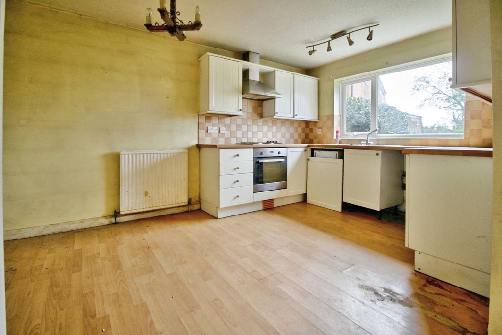 Property photo 3 of 19 Dac71117-26Pw1