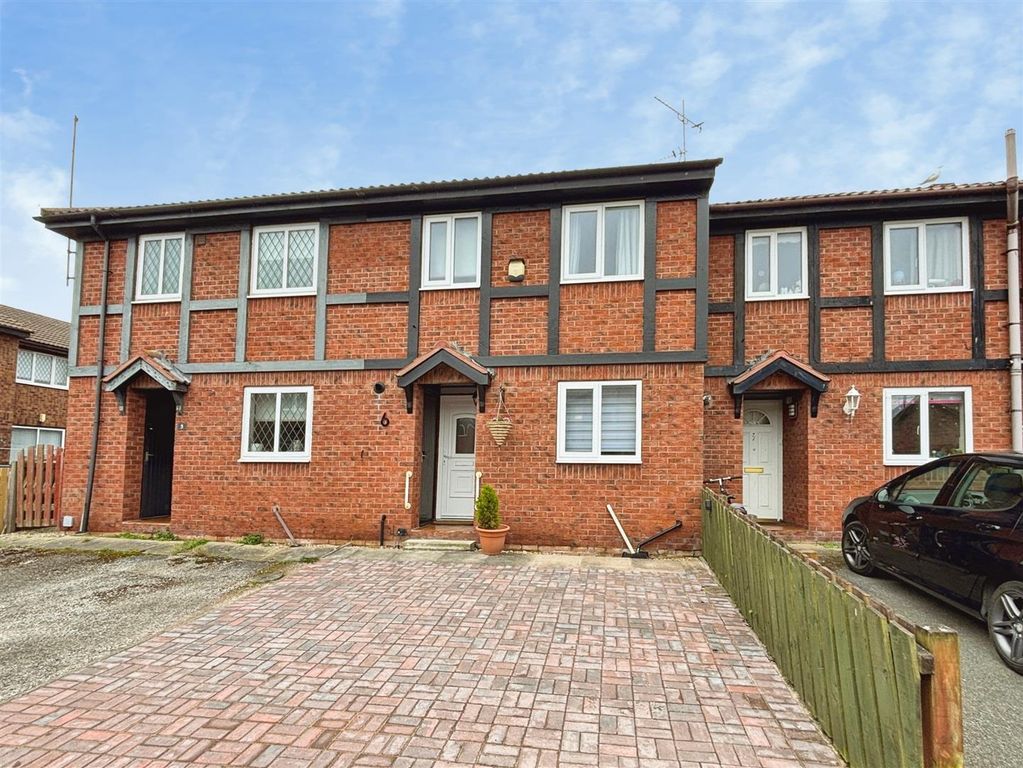 Property photo 1 of 16 Front Aspect.Jpg