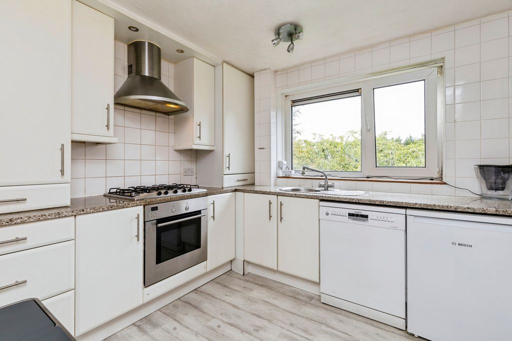 Property photo 2 of 15 Pbox-Img.Jpg
