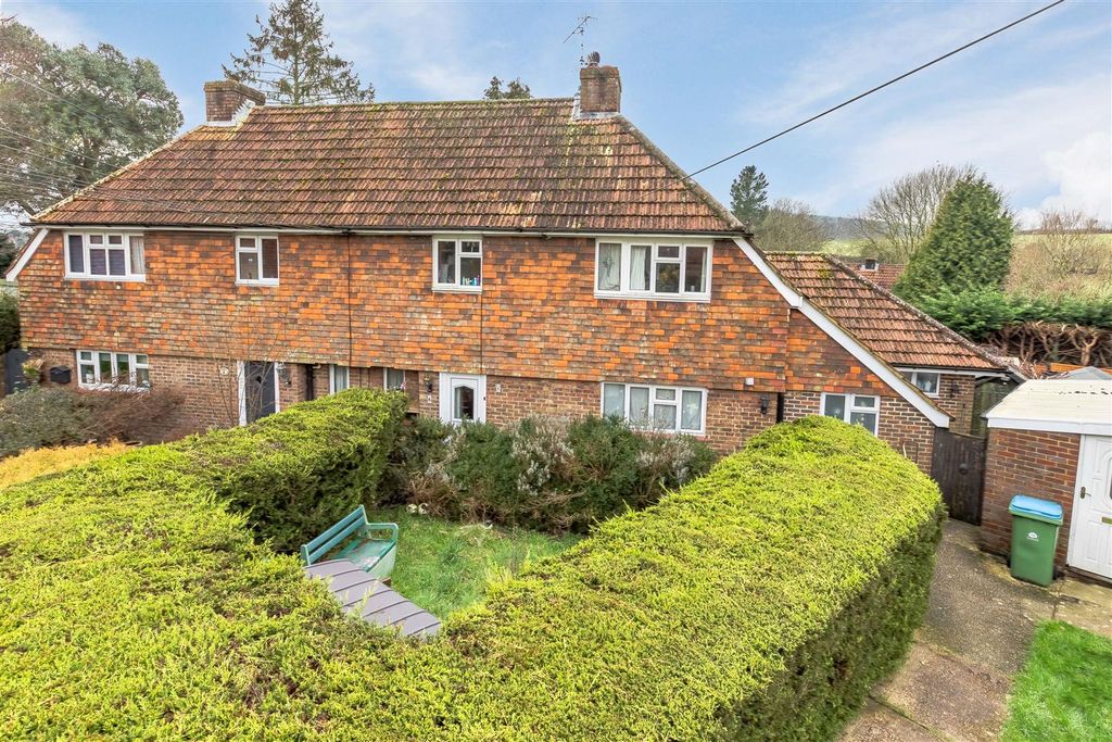 Property photo 1 of 18 Cottage-24.Jpg