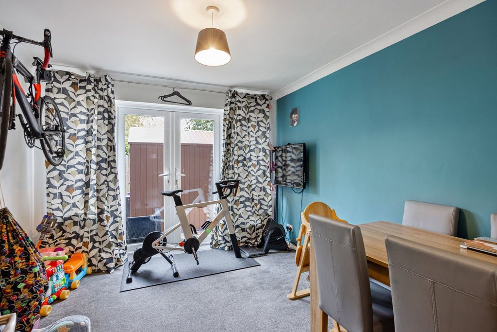 Property photo 3 of 13