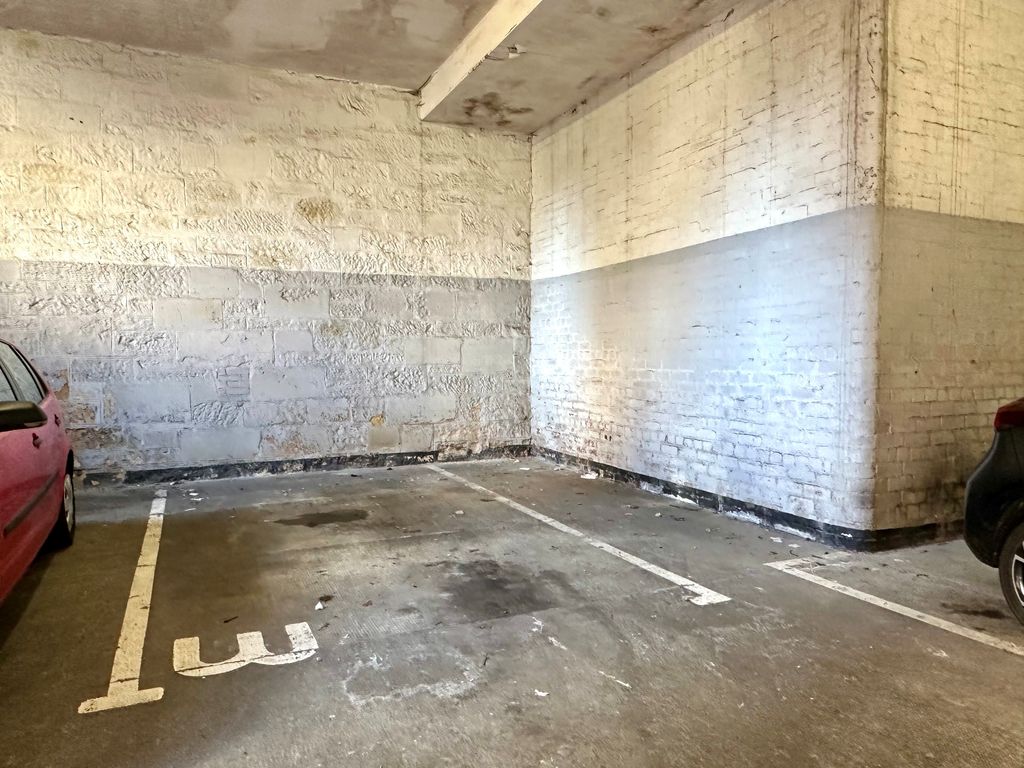 Property photo 2 of 3
