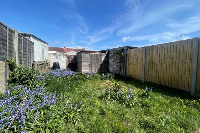 Property photo 2 of 14 Garden