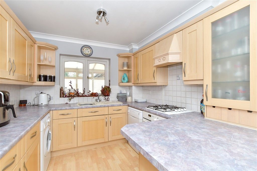 Property photo 3 of 14 Kitchen/Diner