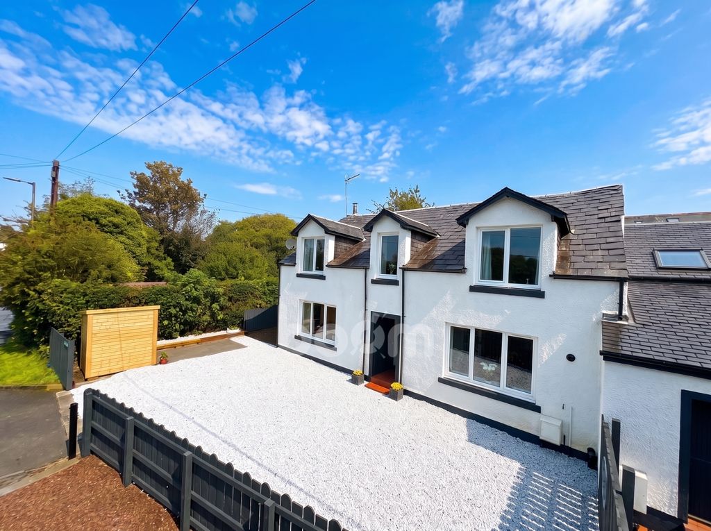 Property photo 1 of 29 Station Road, Howwood External Pic