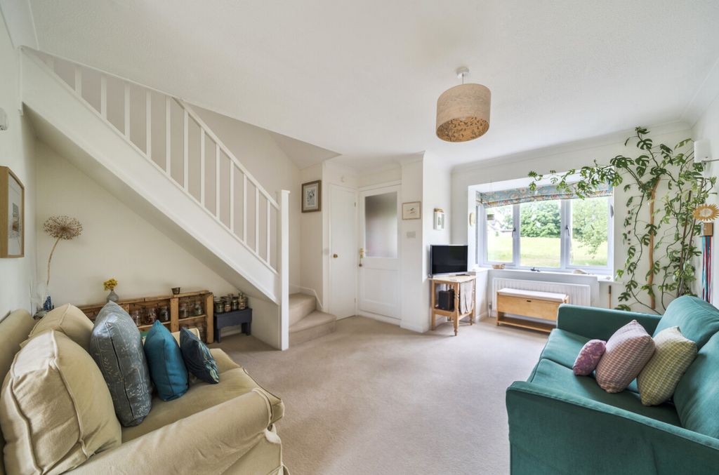 Property photo 2 of 15 1298650-13-6830B8...