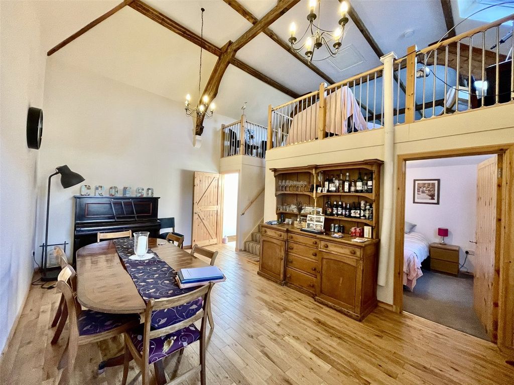 Property photo 2 of 15 Picture No. 05