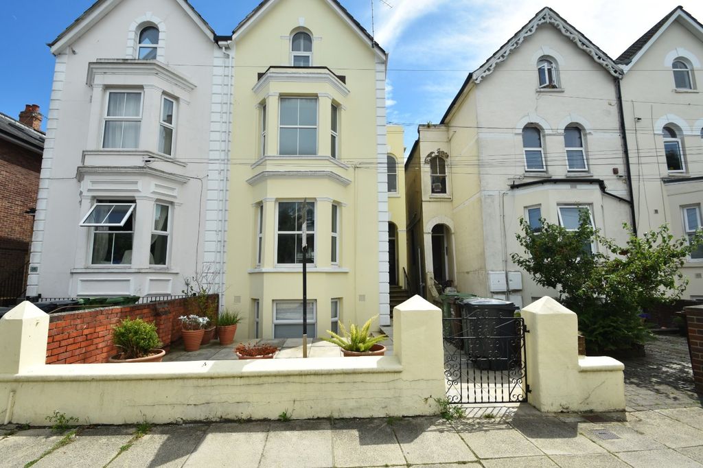 Property photo 1 of 19 Picture No. 01