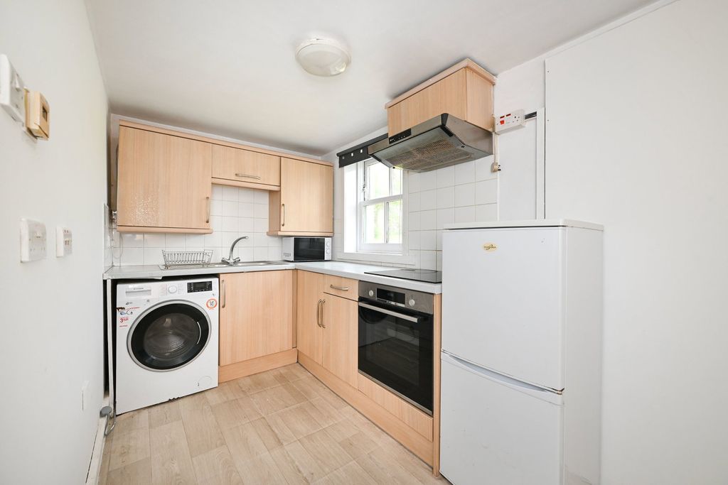Additional image 8 of 2 bed end terrace house for saleThe Store, Main Street, Scalloway, Shetland ZE1