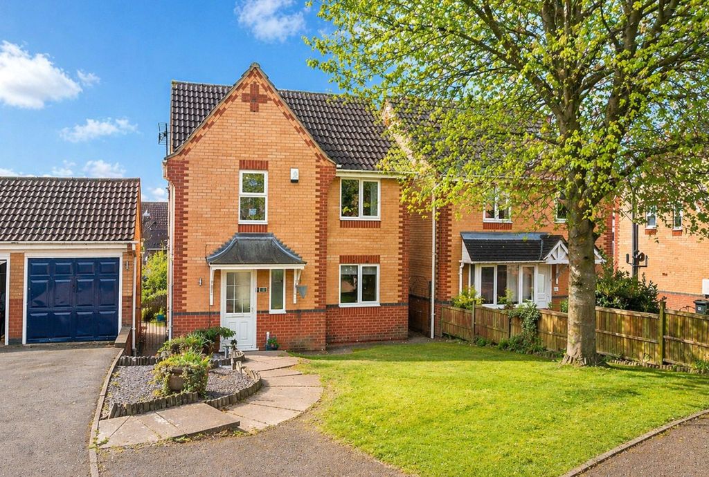 Property photo 1 of 47 Picture No. 03