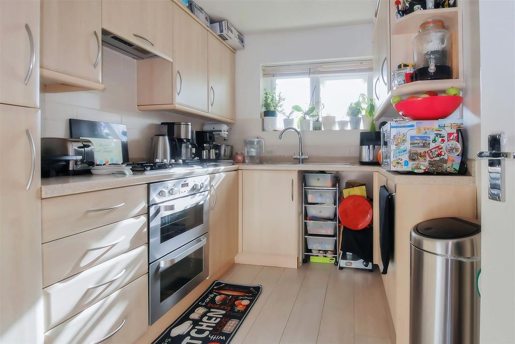 Property photo 3 of 17 P1080918_1.Jpg