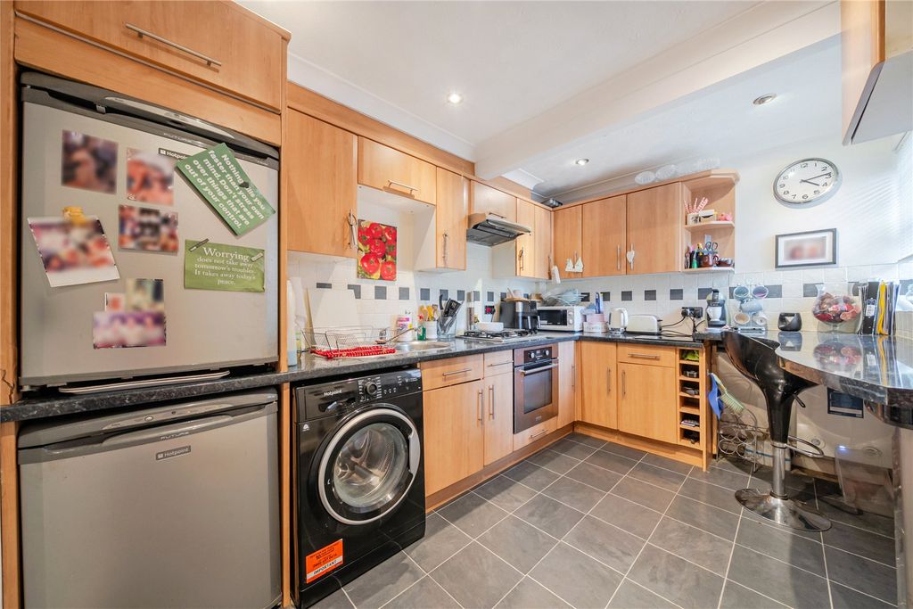 Property photo 3 of 16 Picture No. 07