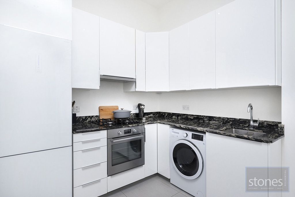 Property photo 2 of 13 Picture No. 05