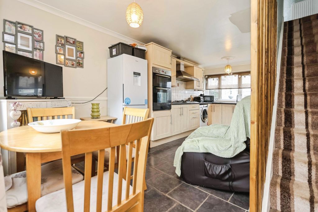 Property photo 3 of 16 Photography