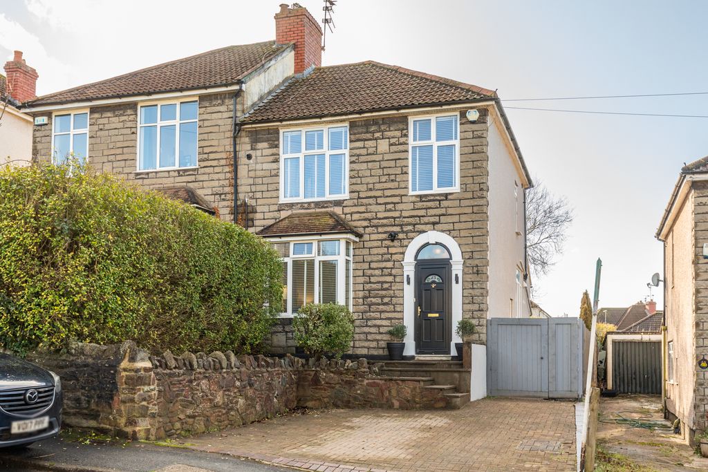 Property photo 1 of 26 Front View