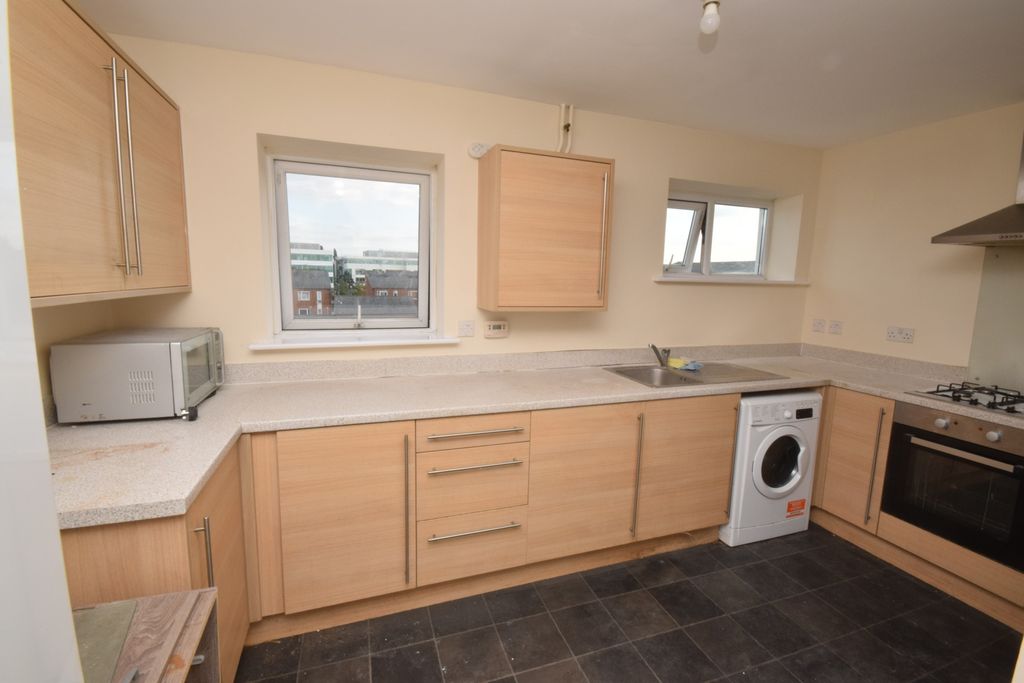 Property photo 2 of 8 Kitchen/Diner