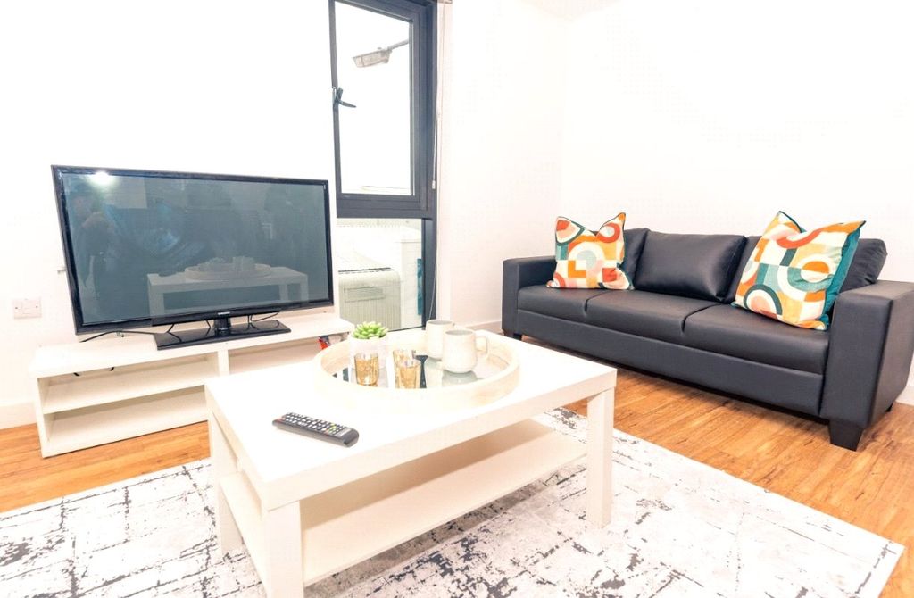 Property photo 3 of 14 Picture No. 14