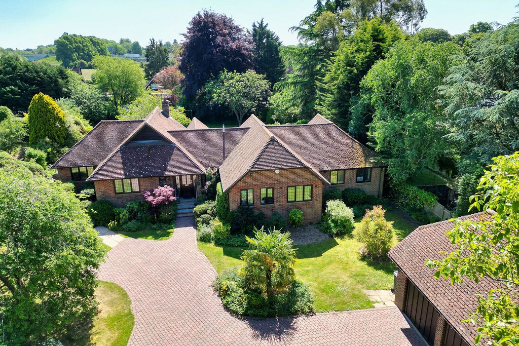 Property photo 1 of 34