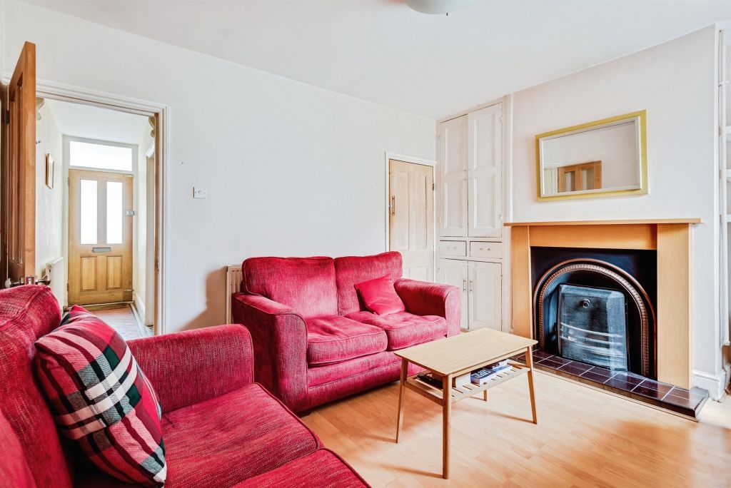 Property photo 2 of 13