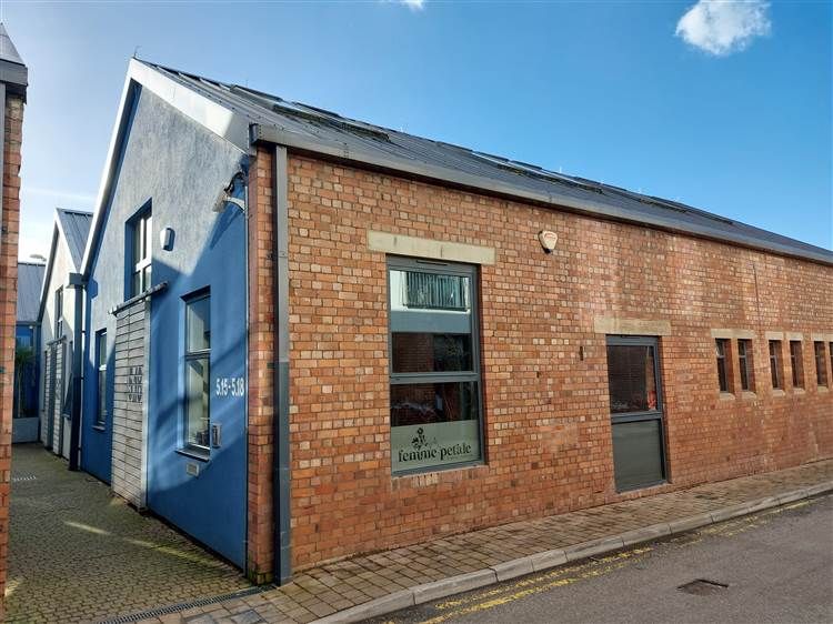 Property photo 1 of 3