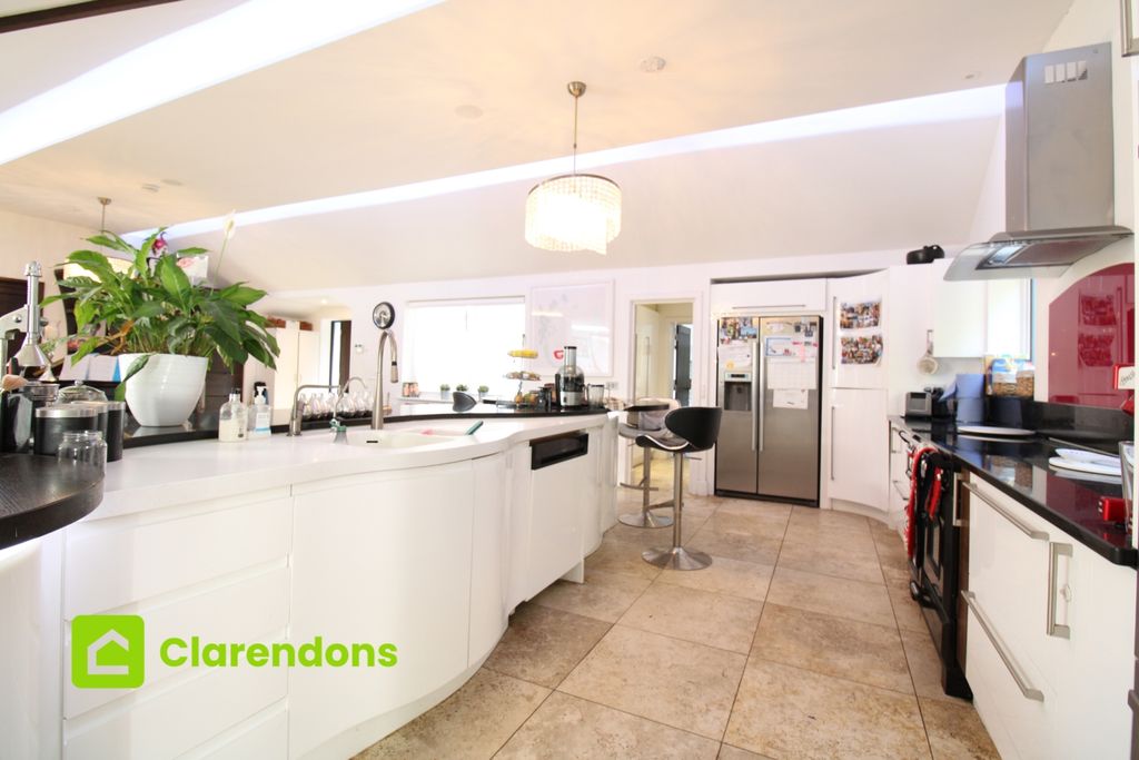 Additional image 6 of 5 bed detached bungalow for saleStation Road, Lingfield, Surrey RH7