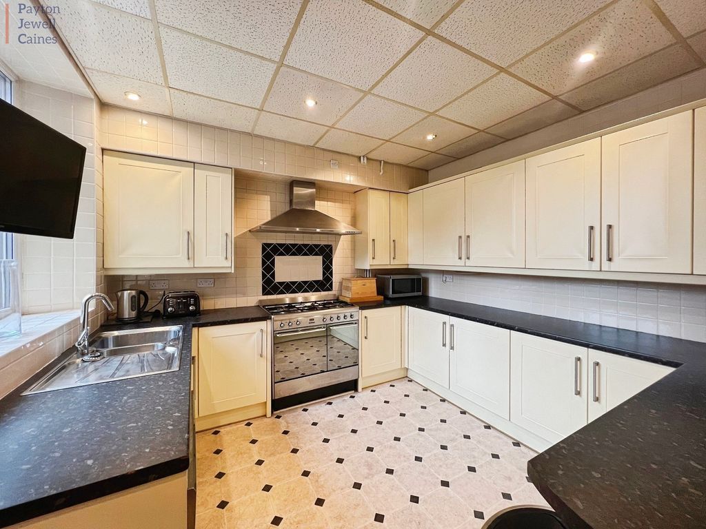 Property photo 3 of 26 Not Specified