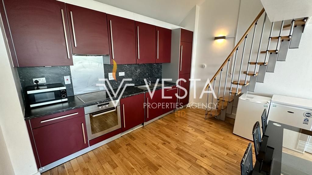 Property photo 1 of 33