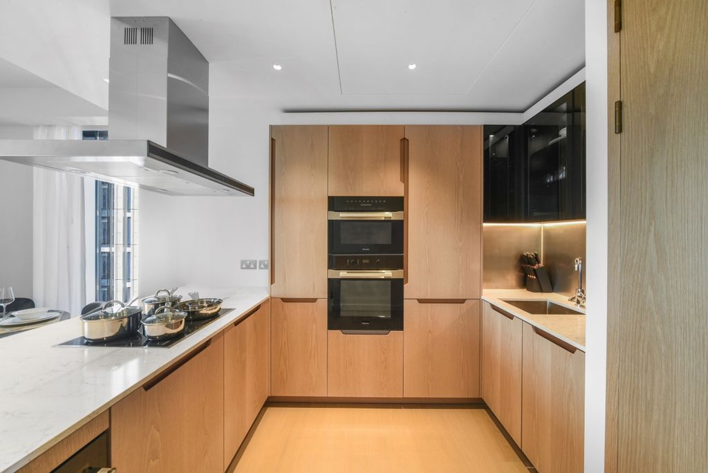 Property photo 3 of 12 Dsc_5745_High